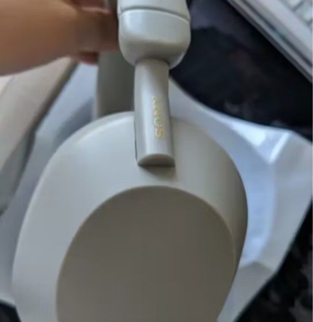 Sony WH-1000XM5 Headphones (Category: Headphones & Headsets) located in Quezon City. Submitted by nklzz.708 (Listing ID 1429641883, Image 2). Description: NEGOTIABLE SONY HEADPHONES - CREAM WHITE 🤍 Shipping fee will be shouldered by costumers. .