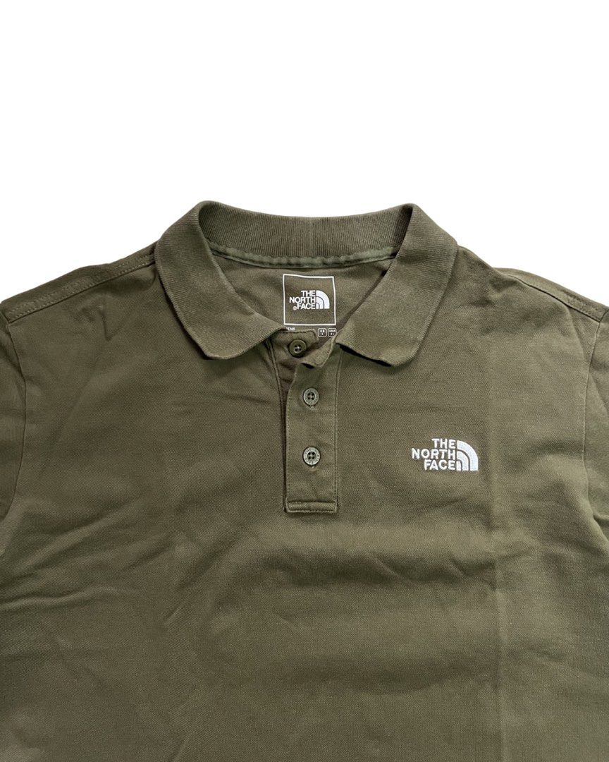 The North Face Polo Shirt (Category: Tshirts & Polo Shirts ) located in Angono. Submitted by odd.fitt (Listing ID 1429653624, Image 2). Description: XL on tag 22W 27L Embroidered front and back details Complete tags With extra button.