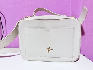 (Category: ) located in . Submitted by j.closet (Listing ID 1429571524, Image 1). Description: .