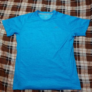 (Category: ) located in . Submitted by declutterbyyve (Listing ID 1429667710, Image 1). Description: .