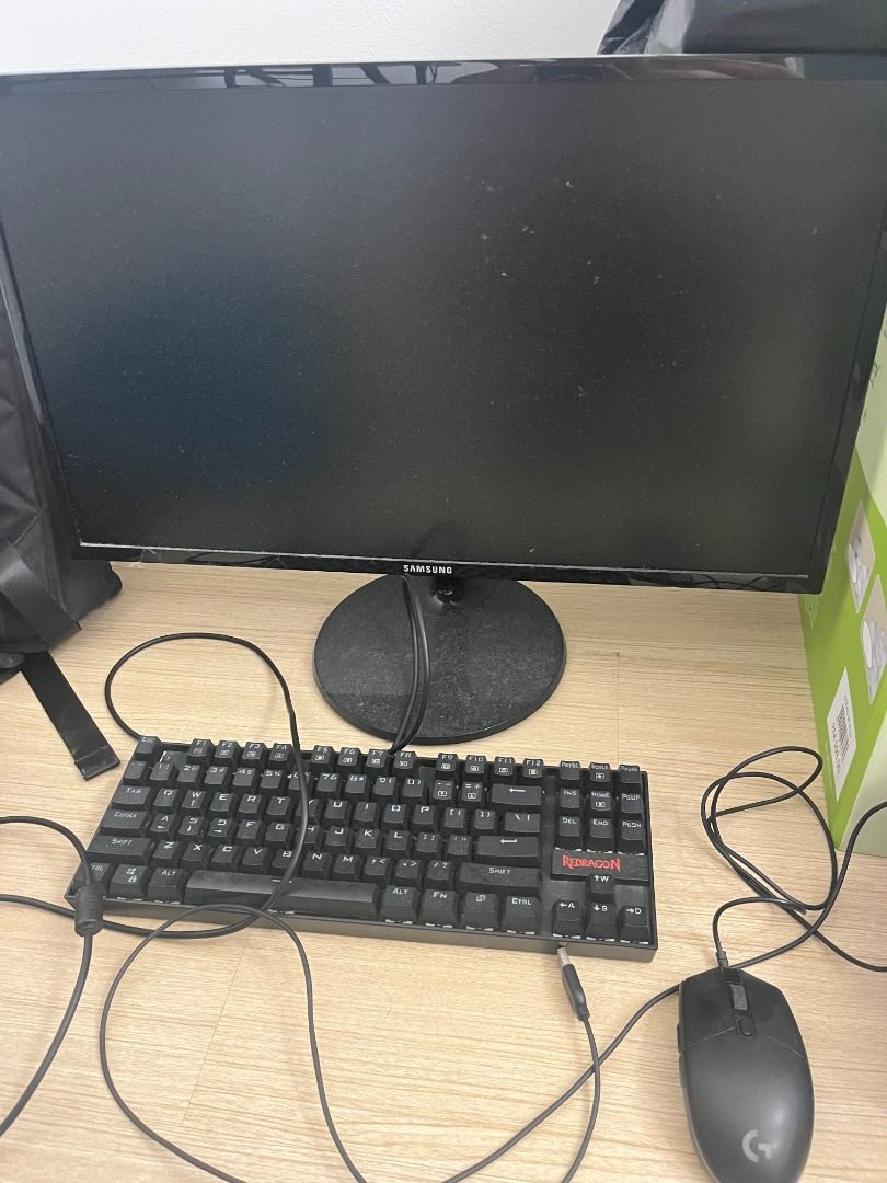 Used PC Bundle (Category: Computer Parts) located in Cheras. Submitted by sundorycricketcherry (Listing ID 1429592010, Image 2). Description: I’m selling my well-maintained PC bundle, perfect for students, office work, or 1080p gaming (Valorant, CS2, Dota 2) Condition: 7/10 everything is working perfectly just dusty. Never use them for long time, living in store room. CPU: AMD Ryzen 3 3200G GPU: AMD Radeon RX 570 4GB Mobo: A520 Motherboard PSU: C