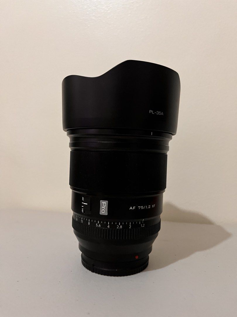 Viltrox 75mm 1.2 X mount (Category: Lens & Kits) located in Baguio. Submitted by bcd_111890 (Listing ID 1429624155, Image 1). Description: With box Hobbyist only. Nagagamit lang sa travel..