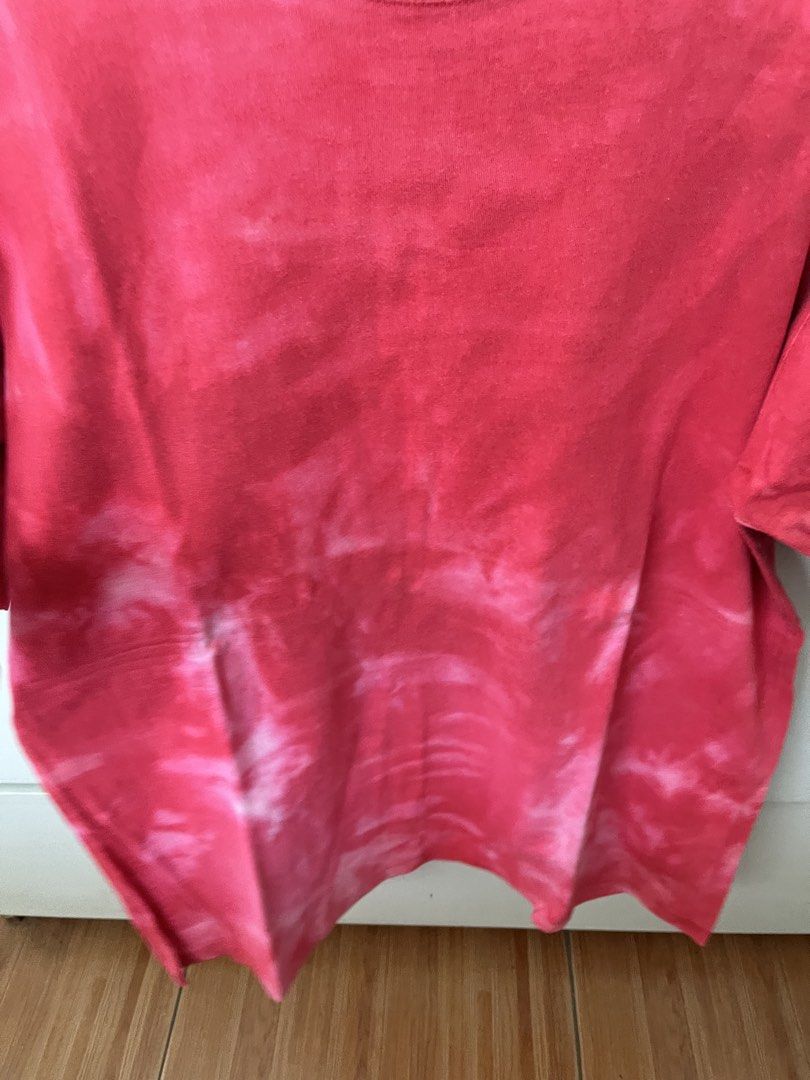 Vintage Champion Bleach Dye (Category: Tshirts & Polo Shirts ) located in Quezon City. Submitted by _earlb (Listing ID 1429518970, Image 2). Description: 23x27 Boxy Thick cotton Custom bleach dye Orig champion blank.