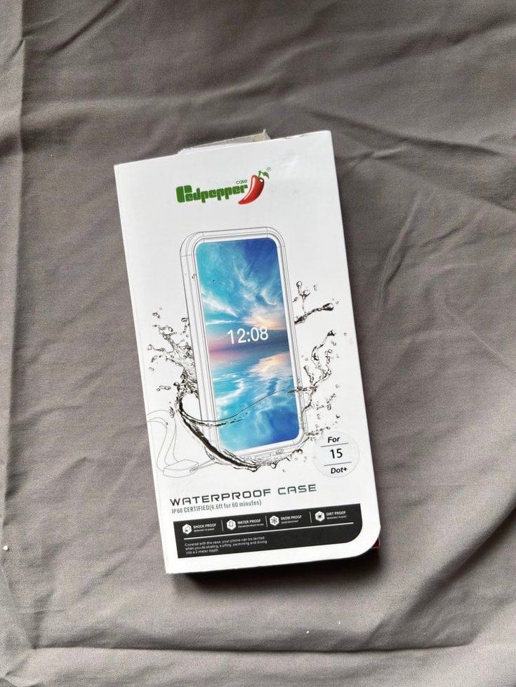Redpepper Waterproof Case (iPhone 15) (Category: Cases & Sleeves) located in Mandaluyong City. Submitted by iamjoshrem (Listing ID 1429527673, Image 2). Description: • Brand: Redpepper • Original price: ₱558 • Purchased last April 2025 online • Used only once.