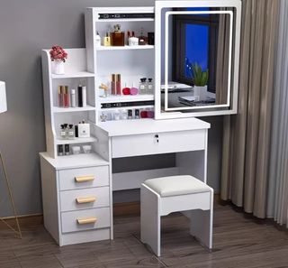 (Category: ) located in . Submitted by Bonza (Listing ID 1429547043, Image 1). Description: .