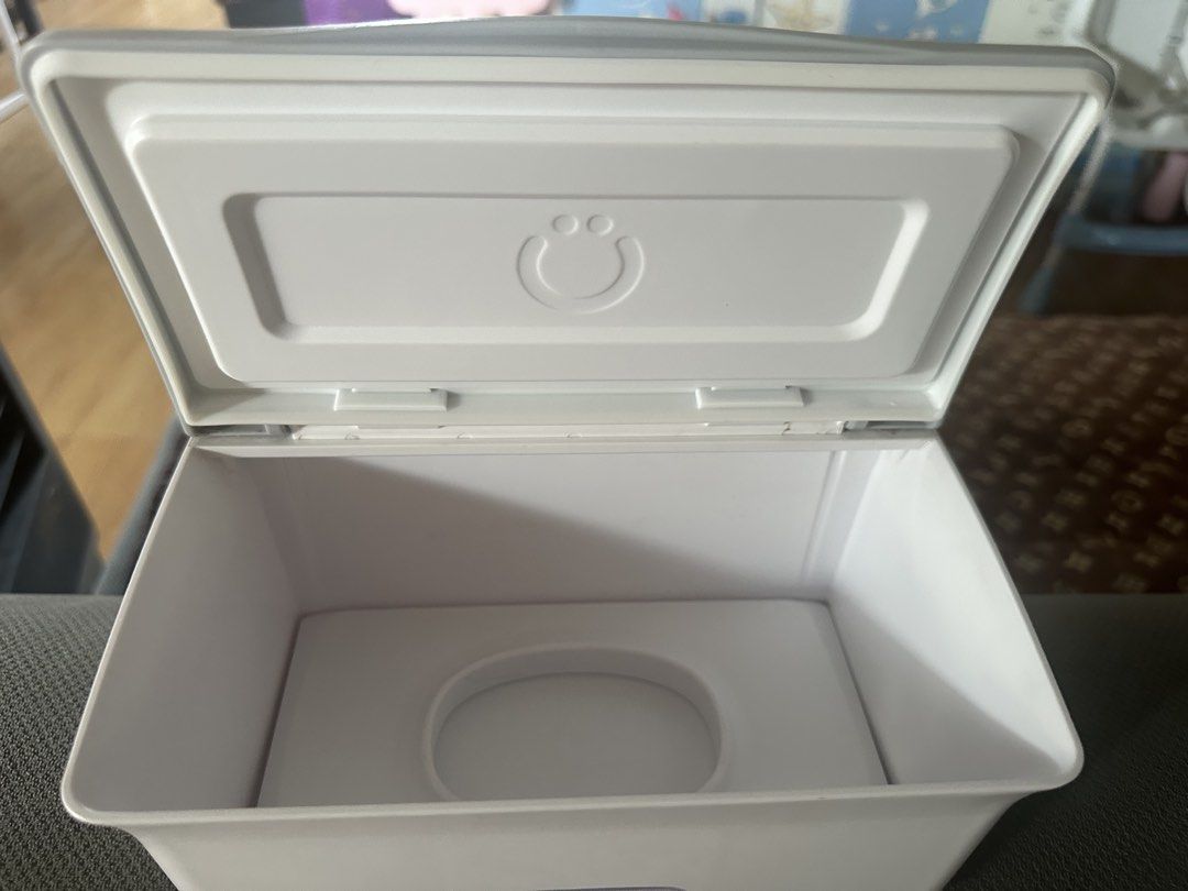 Wipes Dispenser (Category: Diapers & Baby Wipes) located in Quezon City. Submitted by decluttering_preloved_items001 (Listing ID 1429548998, Image 3). Description: - Stylish wipes dispenser - Modern and clean design - Keeps wipes fresh - Easy access - Perfect for home or travel.