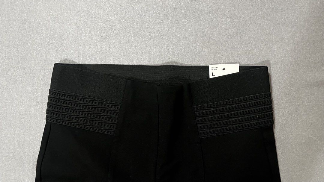 Zara Hi-Rise Leggings (Category: Other Bottoms) located in Pasig City. Submitted by murphy.finds (Listing ID 1429516698, Image 2). Description: .