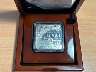 (Category: ) located in . Submitted by bullion_aw2876 (Listing ID 1431268360, Image 1). Description: .