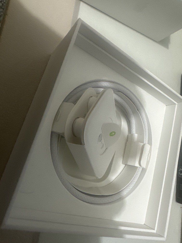 AirPods Pro 2424041165043814402