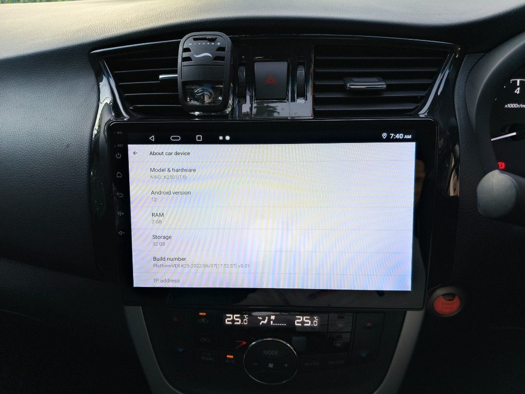Android player (Category: Navigation & Displays) located in Singapore. Submitted by alucard79 (Listing ID 1431184964, Image 2). Description: need swop with B17 Nissan sylphy dekitting labour on our own.