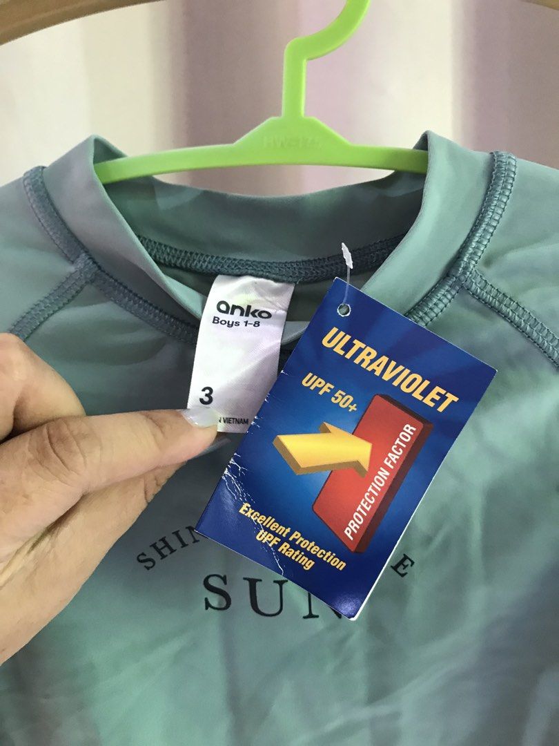 Anko Boys' Long Sleeve Rash Guard (Category: Babies & Kids Fashion) located in Valencia. Submitted by muklit18 (Listing ID 1431216845, Image 2). Description: ANKO RUSHGUARD WITH UV PROTECTION SIZE 3-4YRS OLD.