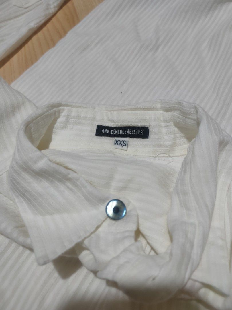 ANN DEMEULEMEESTER (Category: Dresses) located in Tacloban City. Submitted by tactripp (Listing ID 1431273798, Image 2). Description: Authentic Size XXS on tag w - 17.5 L - 35 front / 38.5 back Sleeve - 26 Excellent Condition No issue.