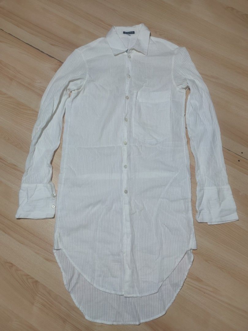 ANN DEMEULEMEESTER (Category: Dresses) located in Tacloban City. Submitted by tactripp (Listing ID 1431273798, Image 1). Description: Authentic Size XXS on tag w - 17.5 L - 35 front / 38.5 back Sleeve - 26 Excellent Condition No issue.