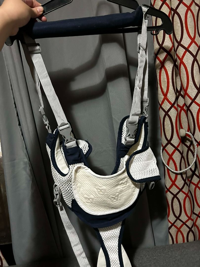 Baby Carrier with Mesh Fabric (Category: Carriers & Slings) located in Bulacan. Submitted by jseongcart_ (Listing ID 1431190570, Image 1). Description: BABY WALKING HARNESS LIGHTLY USED NO FLAWS, LIKE NEW.