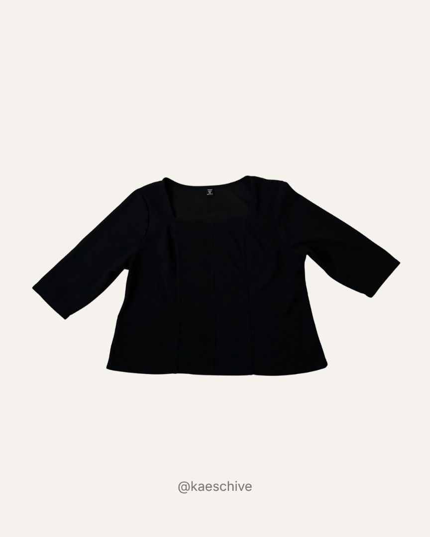 Black Sweetheart Peplum Top (Category: Blouses) located in Subic. Submitted by kaeschive (Listing ID 1431248368, Image 1). Description: Black Sweetheart Peplum Top ✶ Size: 1XL on tag ✶ Sleeve Length: 3/4 ✶ Used twice, 10/10 condition ✶ May appear slighty dusty due to being stored and unused for while ✶ ₱150 📍 Olongapo City ✶ MOP: Gcash ✶ MOD: J&T, LBC or Maxim (for SDD within Olongapo area).