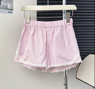 (Category: ) located in . Submitted by makeoffer_tochat (Listing ID 1431239654, Image 1). Description: .