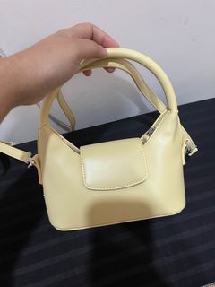 (Category: ) located in . Submitted by melati00 (Listing ID 1431208372, Image 1). Description: .