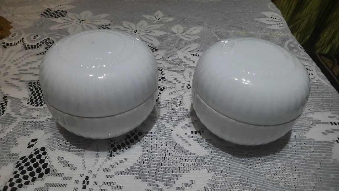 Ceramic trinket cotton white 5x3"/pc (Category: Food Organization & Storage) located in Manila. Submitted by luckycharm_215 (Listing ID 1431347091, Image 1). Description: per pc or take all for less.