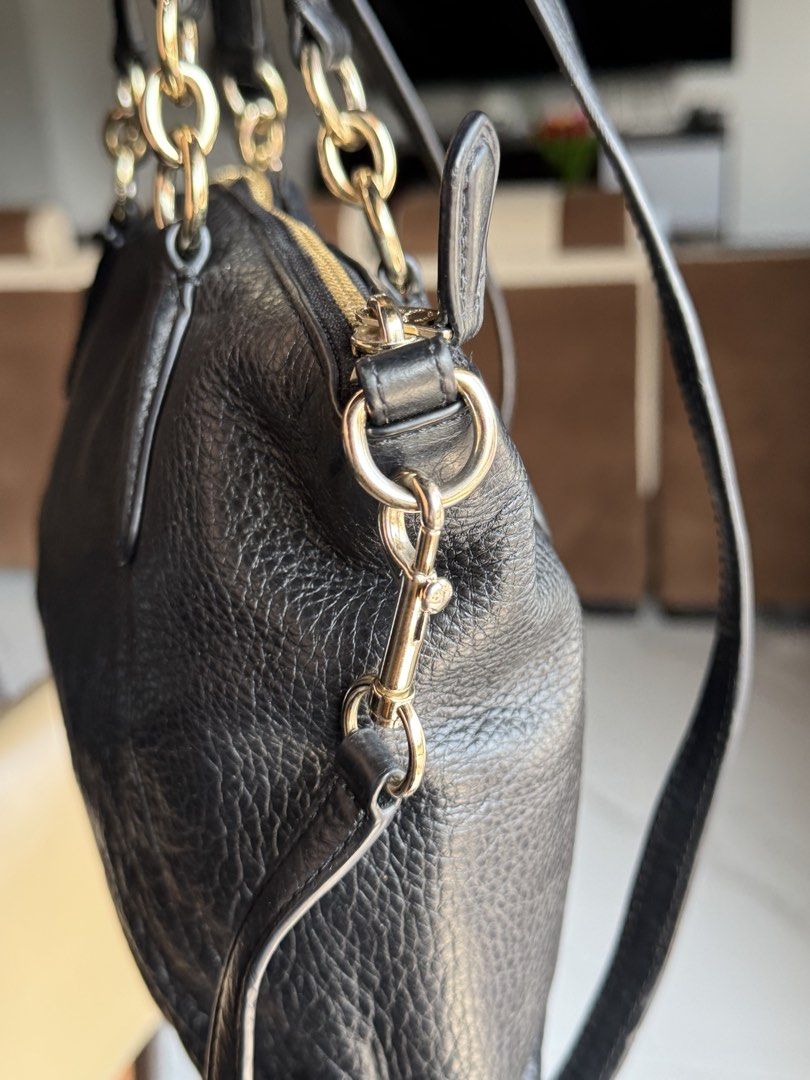 coach kelsey (Category: Luxury Bags & Wallets) located in Sablan. Submitted by bag.a.holic.bygaile.ph (Listing ID 1431199373, Image 3). Description: no major flaws expect signs of wear bawal na po sa maarte .