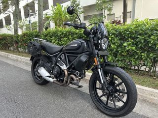 (Category: ) located in . Submitted by idealmotoringauto (Listing ID 1431316560, Image 1). Description: .