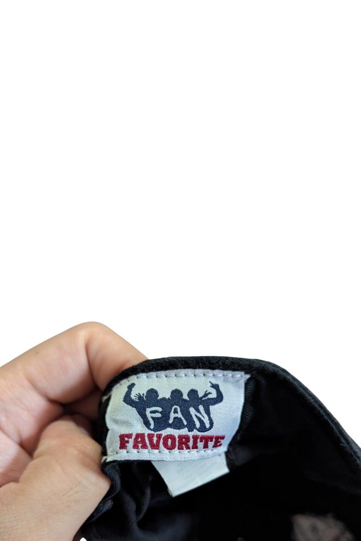 Georgia Bulldogs Cap Black (Category: Caps & Hats) located in Caloocan City. Submitted by losfinds (Listing ID 1431202815, Image 3). Description: Georgia Bulldogs Cap Black Adjustable Dad Hat 200 + sf.