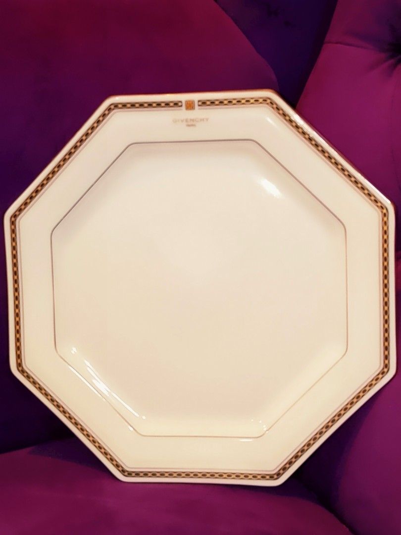 Givenchy octagon serving plate (Category: Dinnerware & Cutlery) located in Cabanatuan. Submitted by miss.maia (Listing ID 1431239882, Image 1). Description: .