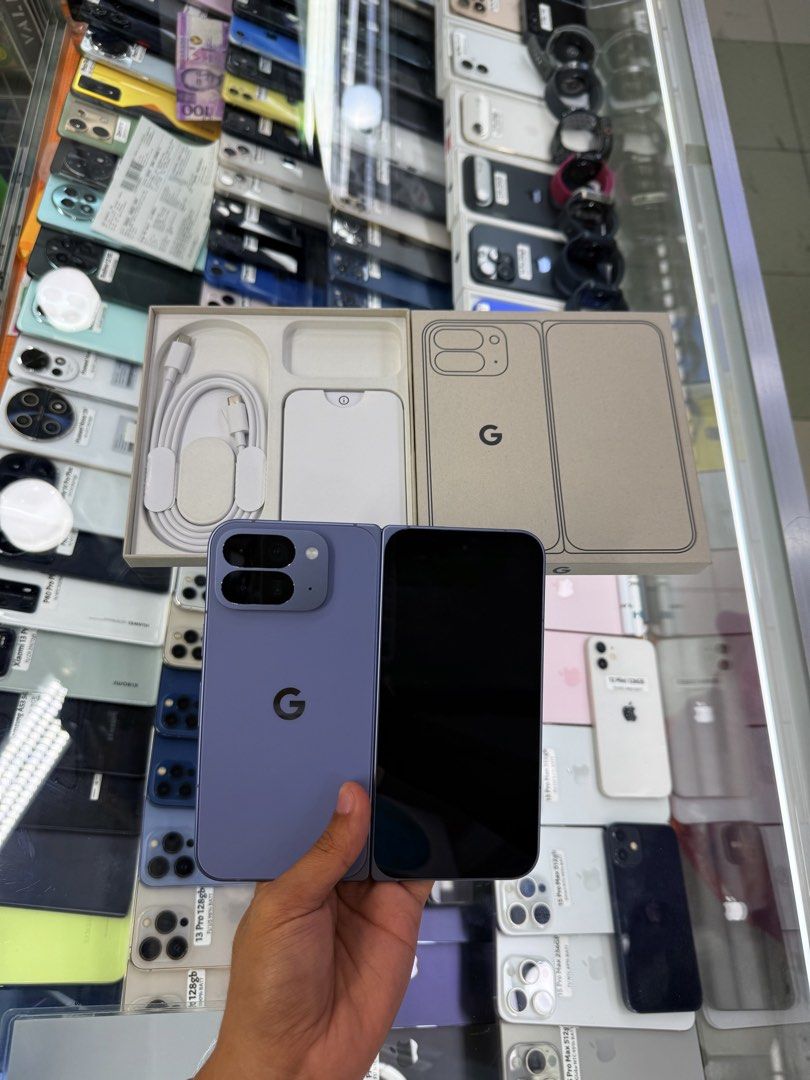 Google Pixel 10 Pro Fold Complete 256gb openline US (Category: Android Others) located in Manila. Submitted by carimgadgets (Listing ID 1431256512, Image 3). Description: .
