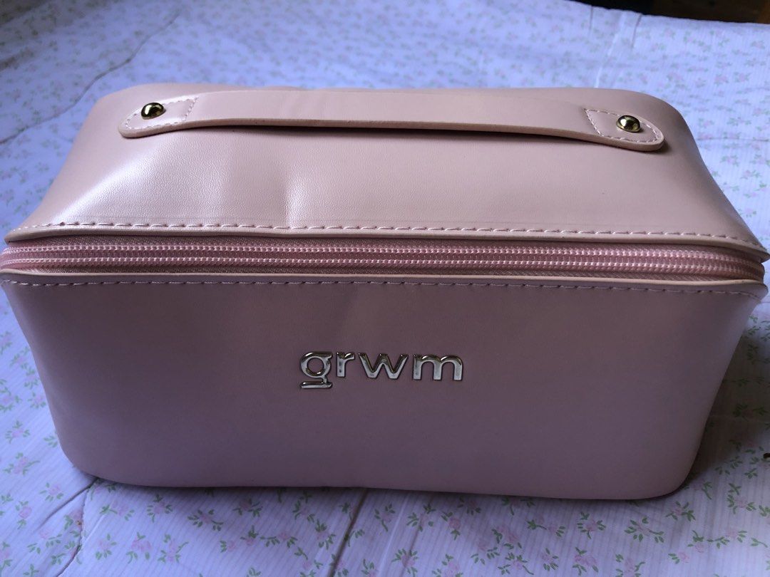 GRWM makeup pouch (Category: Makeup) located in Manila. Submitted by elleeeeeee. (Listing ID 1431276546, Image 1). Description: loc: davao.