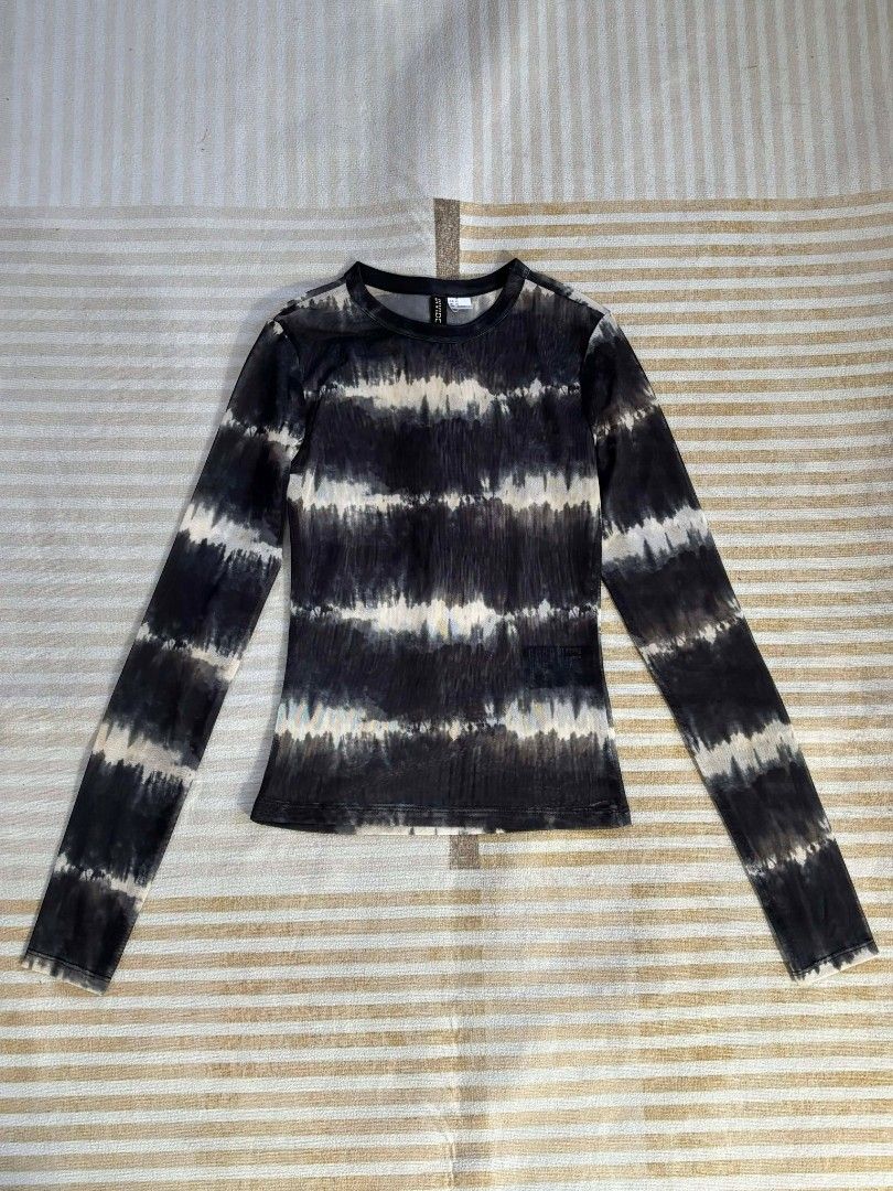 H&M mesh longsleeve top (Category: Longsleeves) located in Manila. Submitted by _sofetch (Listing ID 1431266072, Image 1). Description: .