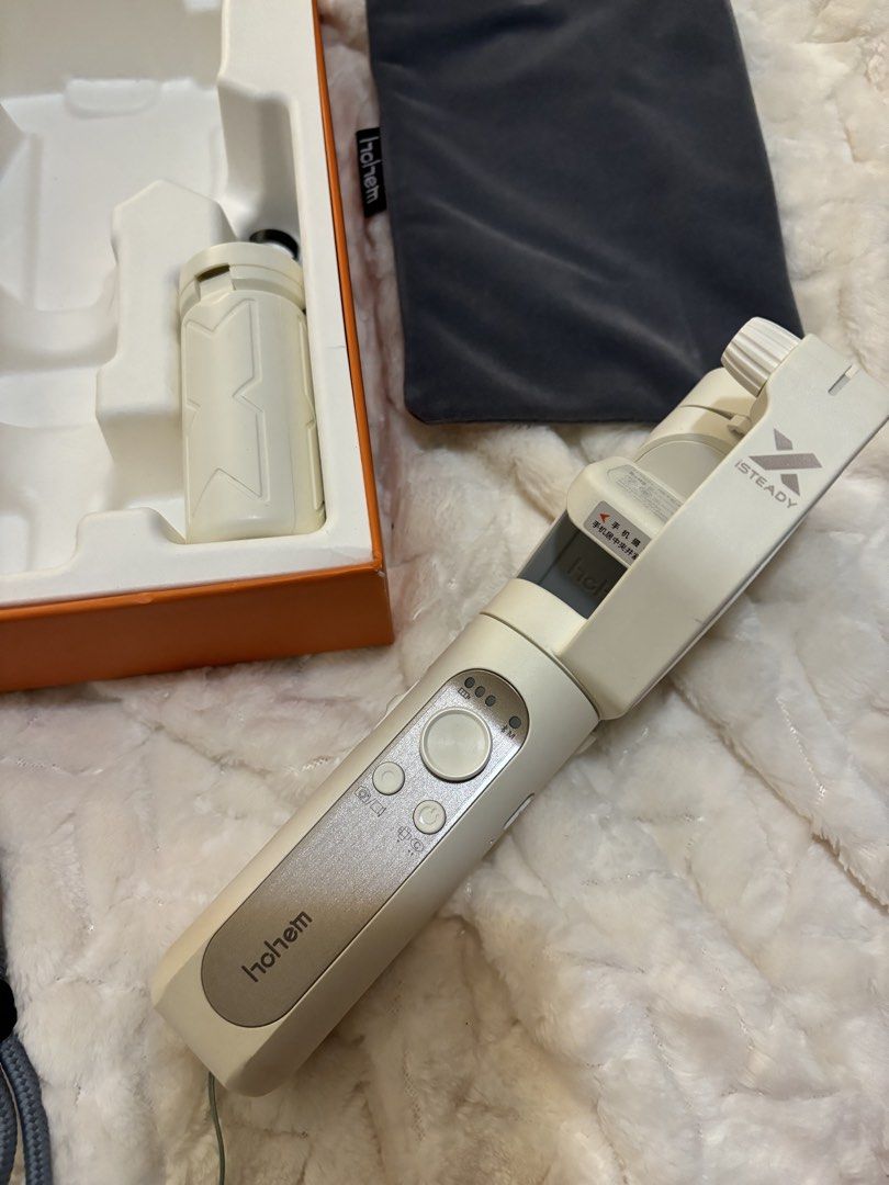 Hohem Isteady X Gimbal Stabilizer (Category: Mounts & Holders) located in Taguig. Submitted by hisandhers16 (Listing ID 1431348206, Image 3). Description: Authentic. Good as new. Complete inclusion, still has box, pouch and all other accessories. See pics. Retails for 2k plus or more. Selling low to declutter since i no longer have any plans to start blogging. Last price, no to lawballer. #gimbal #stabilizer #hohem #vlog #mobile .