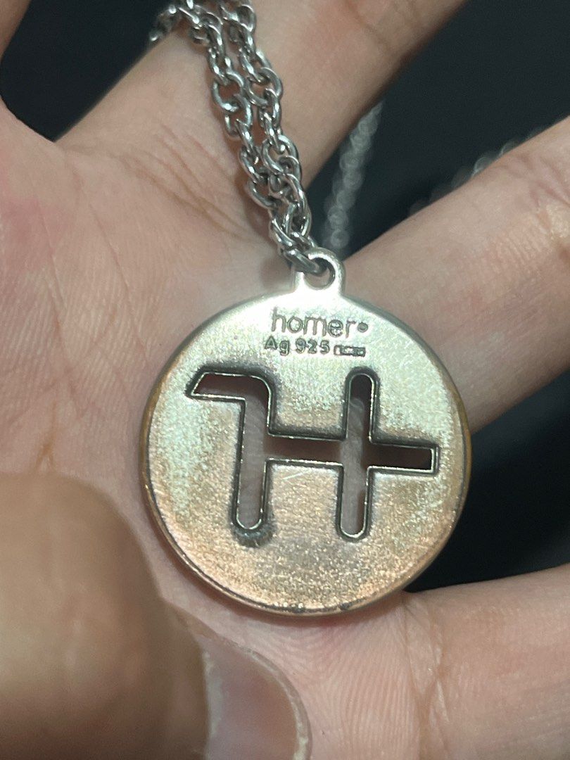 Homer Pendant Necklace (Category: Jewelry) located in Manila. Submitted by thriftnikeenan (Listing ID 1431263082, Image 2). Description: homer necklace pendant w box.