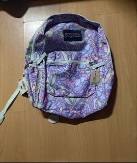 (Category: ) located in . Submitted by sienna_santos (Listing ID 1431319995, Image 1). Description: .