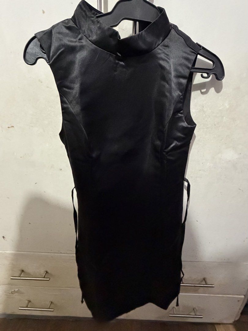 Just Because Lucia Dress in Black (Category: Dresses) located in San Juan City. Submitted by notanne (Listing ID 1431275563, Image 3). Description: Size: Small Rfs: too small on me :(.