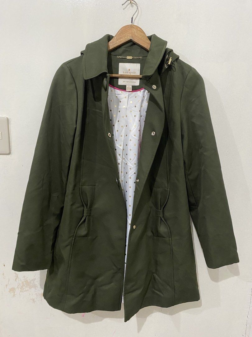 Kate spade trench coat detatchable hood (Category: Coats, Jackets and Outerwear) located in Pasig City. Submitted by psg2019 (Listing ID 1431330827, Image 1). Description: tagged small 19x32 detatchable hood as new no issue 2500+ship.