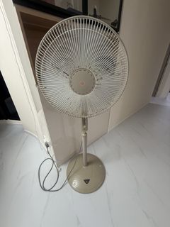 (Category: ) located in . Submitted by jasyap (Listing ID 1431323545, Image 1). Description: .