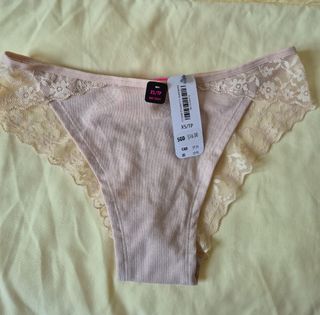 (Category: ) located in . Submitted by tastingportion (Listing ID 1431211807, Image 1). Description: .