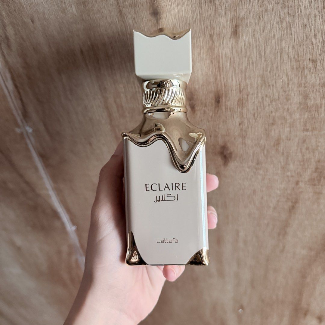 Lataffa Eclaire (Category: Fragrance & Deodorants) located in Quezon City. Submitted by Little_Mist (Listing ID 1431182666, Image 3). Description: Brand new Spray once just to smell Guaranteed original Bought from Marse Ph on FB as Pre-order Guaranteed Last price posted. Same price I got as pre-order plus shipping fee RFS: not my prefer scent.