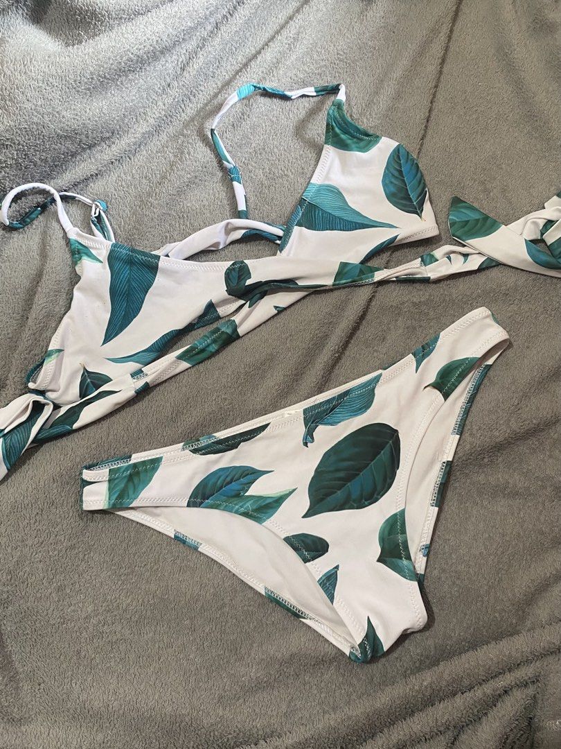 Leaf Print Bikini Set (Category: Bikinis & Swimsuits) located in Manila. Submitted by maribadaaa (Listing ID 1431218332, Image 2). Description: skirt not included.
