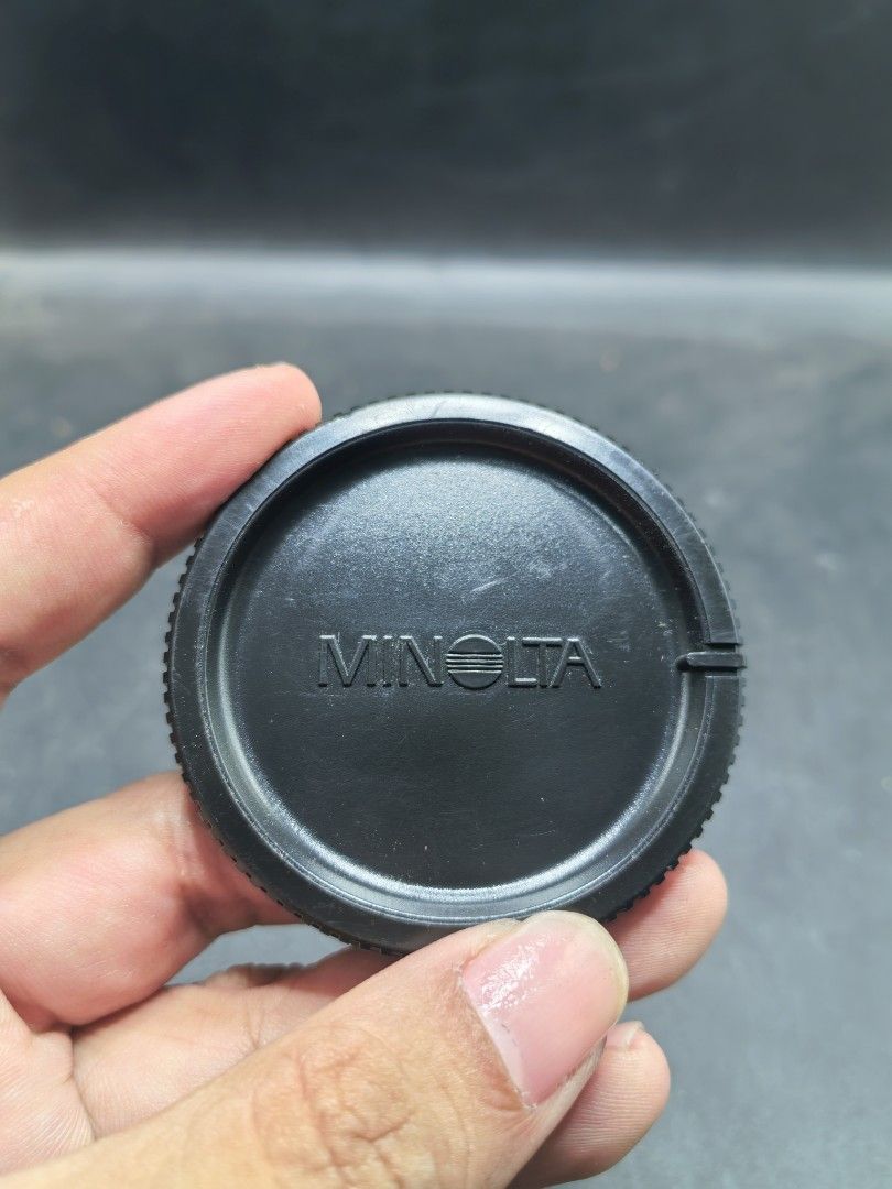 Lens Cap - Minolta BC-1000 Camera (Category: Lens & Kits) located in Cebu City. Submitted by dudes_villanueva (Listing ID 1431205115, Image 1). Description: Lens Cap - Minolta BC-1000 Camera Body Cap 📌 Designed specifically to fit Minolta Maxxum/Dynax and Sony Alpha A-mount camera bodies. 📌 Function: Protects the camera's sensor and interior from dust and contaminants when a lens is not attached. 📌 Compatibility: Fits Minolta AF, Konica Minolt