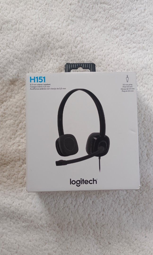 Logitech H151 wired Headset Sterio (Category: Headphones & Headsets) located in Quezon City. Submitted by reareebelise (Listing ID 1431323438, Image 1). Description: used once lang po, all new This item is a Logitech H151 Stereo Headset. It features a rotating, noise-canceling microphone. Includes in-line controls to adjust volume or mute calls. Connects via a standard 3.5 mm audio jack, making it compatible with various devices like PCs, tablets