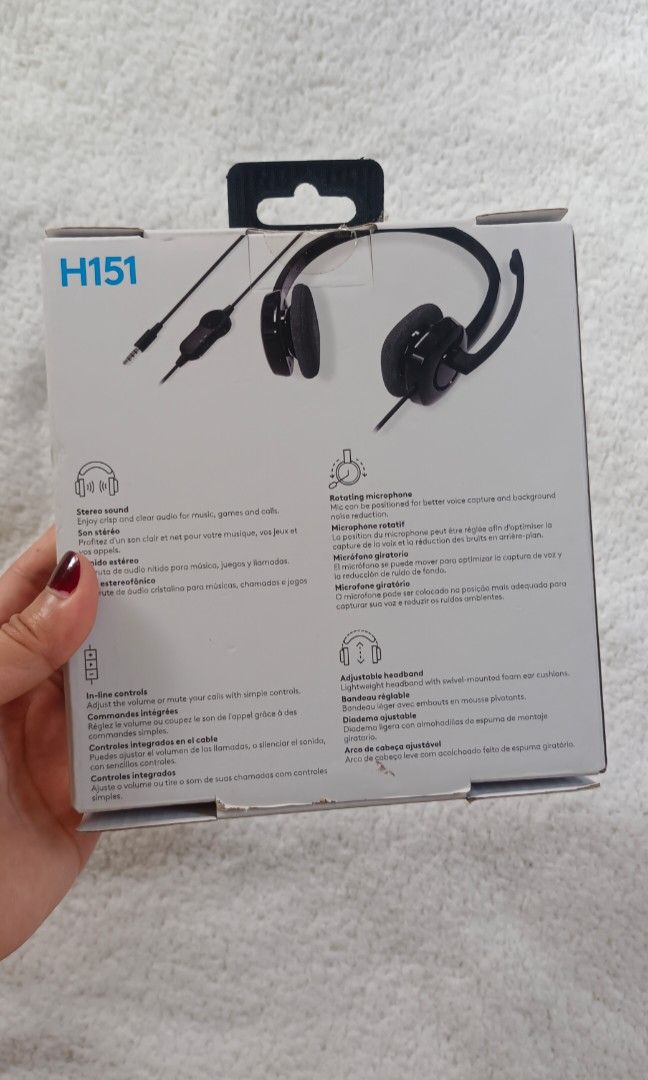 Logitech H151 wired Headset Sterio (Category: Headphones & Headsets) located in Quezon City. Submitted by reareebelise (Listing ID 1431323438, Image 2). Description: used once lang po, all new This item is a Logitech H151 Stereo Headset. It features a rotating, noise-canceling microphone. Includes in-line controls to adjust volume or mute calls. Connects via a standard 3.5 mm audio jack, making it compatible with various devices like PCs, tablets
