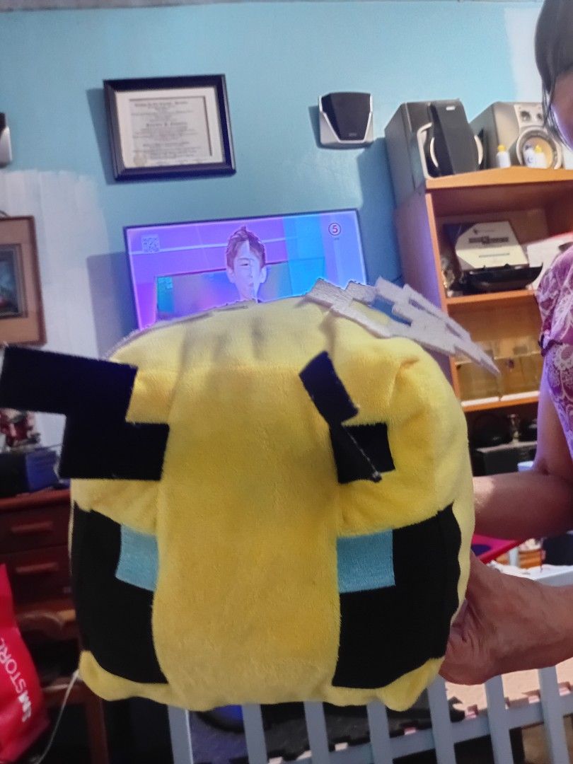 Minecraft Bee (Category: Plushies & Soft Toys) located in Manila. Submitted by anikaniksaffordabest (Listing ID 1431303113, Image 1). Description: - Minecraft Bee plush toy - Soft and cuddly material - Features iconic yellow and black design - Perfect for Minecraft fans of all ages -No flaws -Needs wash -Medyo malaki rin sya.