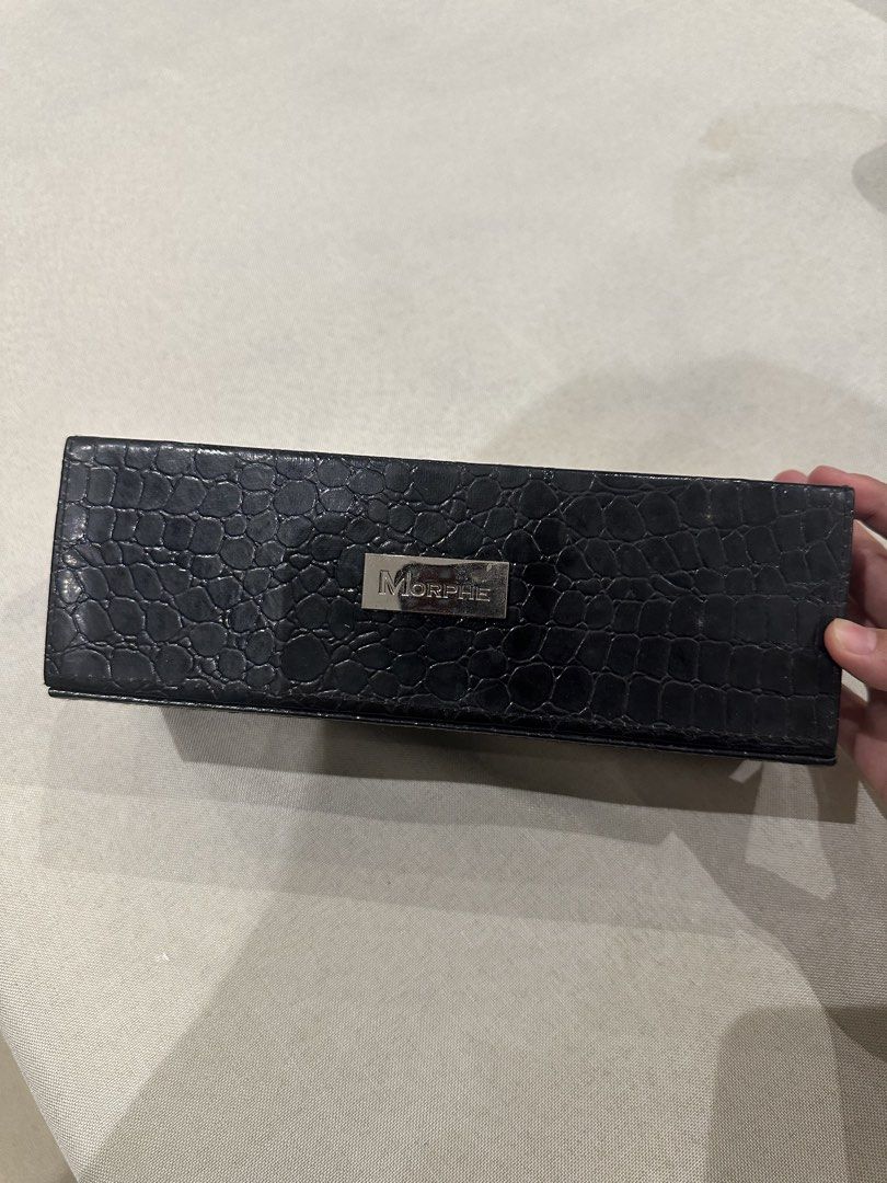 Morphe Brush Case (Category: Purses & Pouches) located in Makati City. Submitted by stressree (Listing ID 1431258228, Image 1). Description: used this for all my makeup brushes when traveling. very sturdy RFS : decluttering.