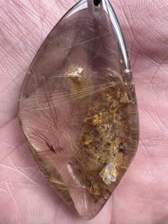 (Category: ) located in . Submitted by luxeauragems (Listing ID 1431308650, Image 1). Description: .