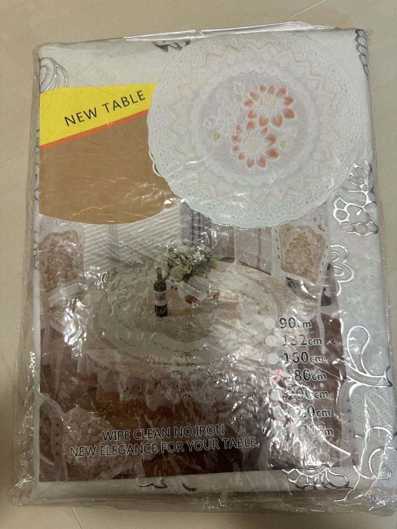 New Round Tablecloth - Silver Lace Design451144315307315204