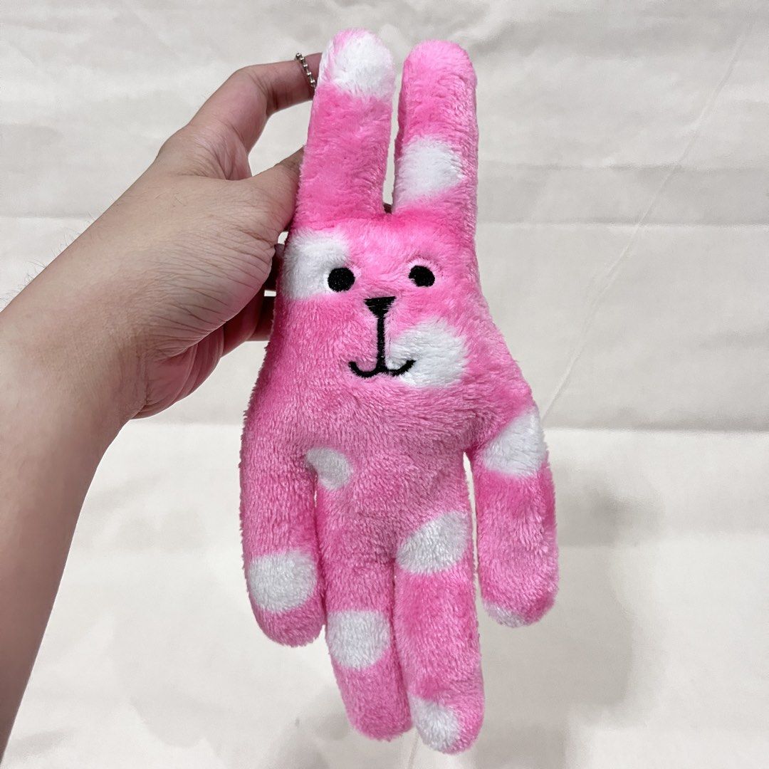 Pink Polka Dot Rabbit Bootleg Craftholic Stuffed Toy Keychain (Category: Plushies & Soft Toys) located in Antipolo. Submitted by aristocath (Listing ID 1431350905, Image 2). Description: ✅ Like new and no flaws ✅ Not branded but very good quality! ✅ Cute and pansinin on bags ✨ ☺️ Please feel free to make an offer! Payment options: ❤️ Cash on Delivery thru LBC door to door (min. COD amt of Php100) ❤️ Pay first with SF thru GCash.