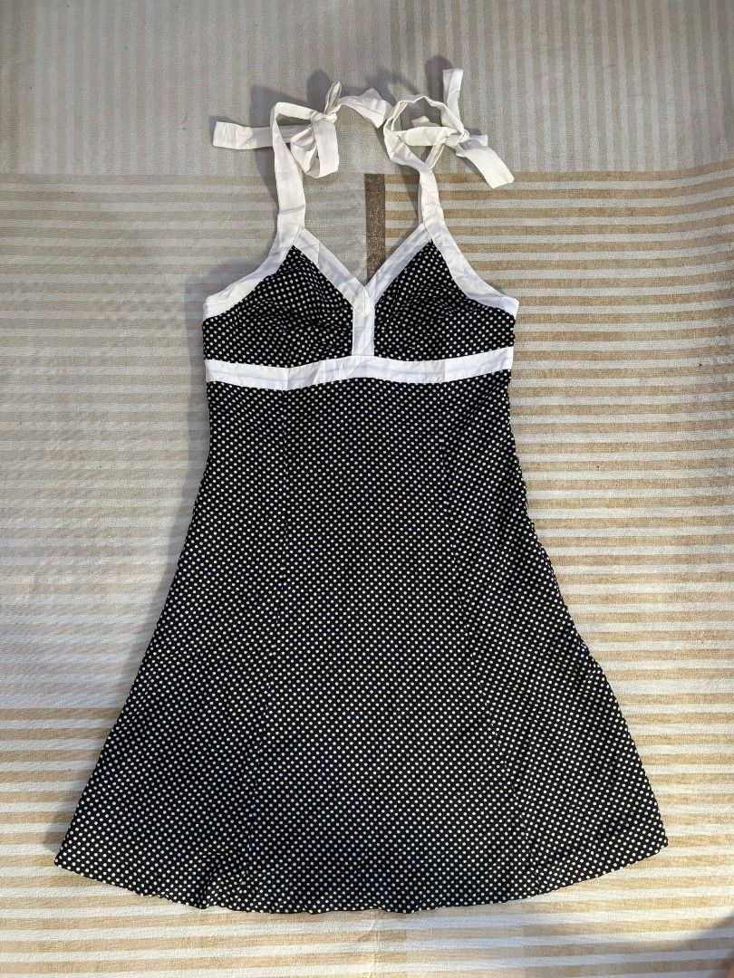 Polka Dot Tie Strap Dress (Category: Dresses) located in Manila. Submitted by _sofetch (Listing ID 1431267866, Image 1). Description: - small - medium - Halter neckline with tie straps - Flared skirt .