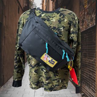 (Category: ) located in . Submitted by dripzstorekl (Listing ID 1431233115, Image 1). Description: .