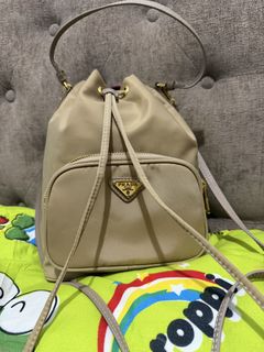 (Category: ) located in . Submitted by emzziii (Listing ID 1431310570, Image 1). Description: .