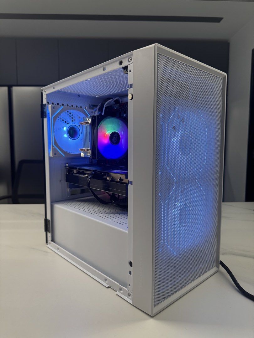 Ryzen 5 5600X RTX 3060 12GB! 16GB/512GB NVME GAMING PC